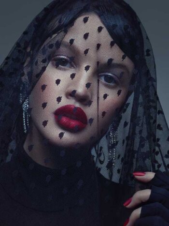 Schaeffer Studios New York City Beauty Photographer Featuring Bianca Mihoc for L'Officiel - Black Lace